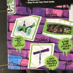 Nickelodeon TMNT Tales 3-Wheel Kick Scooter Tilt & Turn LED Wheels Green