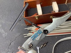 Vintage Takedown Recurve Target Bow Kit Metal Riser Limbs Arrows Wooden Case