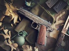 John Wayne 1911 Metal CO2 BB Pistol, Brown Grips .177