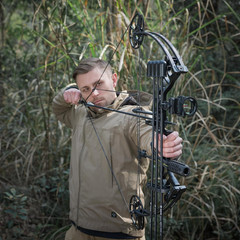 Adjustable Archery Eagle Compound Bow Set 20-70Lbs for Teens & Adults