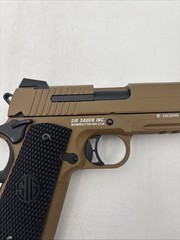 SIG SAUER 1911 Emperor Scorpion CO2 Blowback 4.5mm BB Semi-Auto Air Pistol NEW