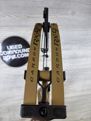 Hoyt RX-9 Left Handed 60-70# Bourbon with Accessories