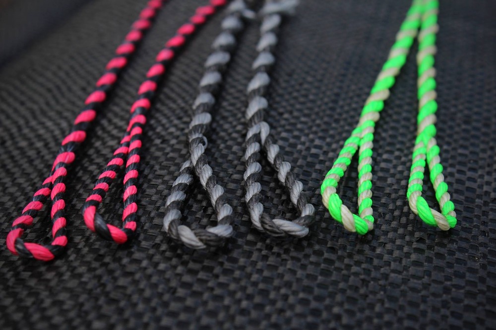 Flemish Recurve Bowstring – B55 (Dacron) – Custom Color