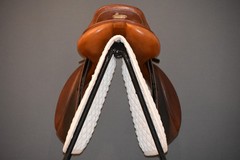 PESSOA 16.5″ CLOSE CONTACT/JUMPING SADDLE, ‘AMO’ MEDIUM TREE 456893