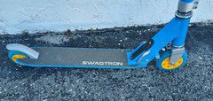 SWAGTRON K1 Kick Scooter Children & Teens Foldable Blue w/ Yellow Free US Ship