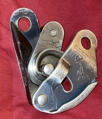 Petzl GRIGRI Cam-Assisted Blocking Belay Device – Rock Climbing PreOwned