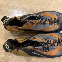 La Sportiva Mens Size 41 (US 8.5) Lace Up Rock Climbing Shoes Womens 9.5