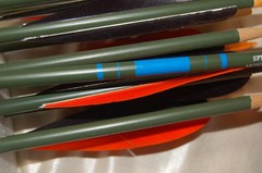 Sprandel’s Vintage Archery Cedar Arrows 50# -12 Arrows 3 Fletch 5″ Spiral Parab