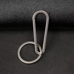 1PCS Multifunctional Titanium Alloy Metal Keychain Quick Release Carabiner Buckl