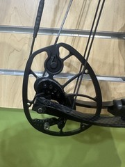 LEFT HANDED Hoyt Pro Force 30-40 Lbs 32″-29″ Draw Length