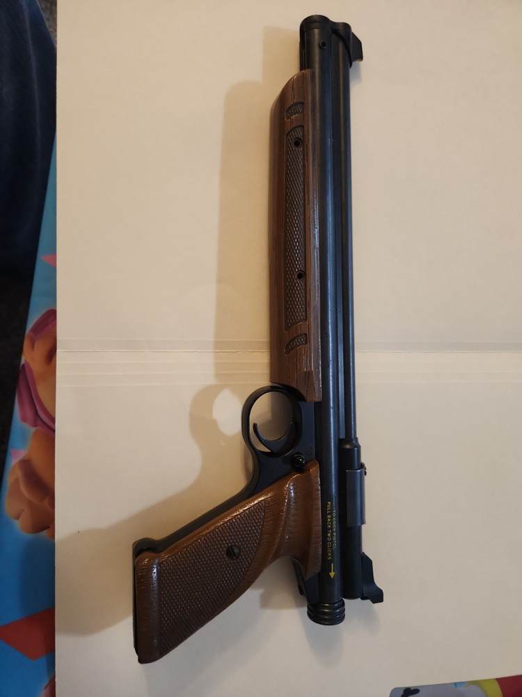 Crosman AMERICAN CLASSIC 1377 .177 Cal Pneumatic Pellet Gun BB Air pistol Nice #