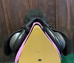 Albion Legend K2 Jumping Imported English Saddle Black Leather 18″ MW