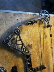 Mathews Drenalin 70# Bow Right-Handed 29”