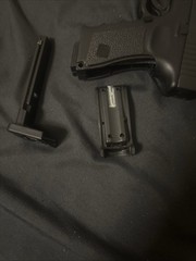 Umarex Glock 19 Gen 3 CO2 Powered BB Nonblowback Never used