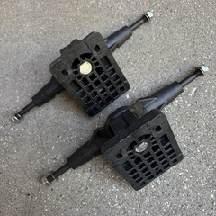 Vintage Gullwing Trucks 9″ Mach V super Pro light weight composite NOS NEW! 80s