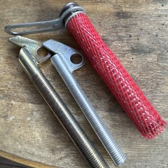 LOT OF 2 Vintage LOWE Ice Screws CLIMBING Mountaineering 9″ 6″ USA Aluminum