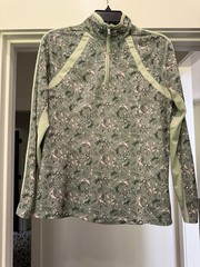 Ariat Women’s Medium Sunstopper 3.0 Baselayer Green Baroque Long Sleeve Shirt
