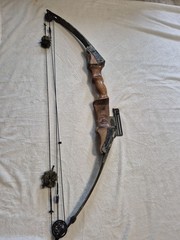 Jennings Compound Bow w/ Camouflage Limbs, Black/Camouflage, For Men