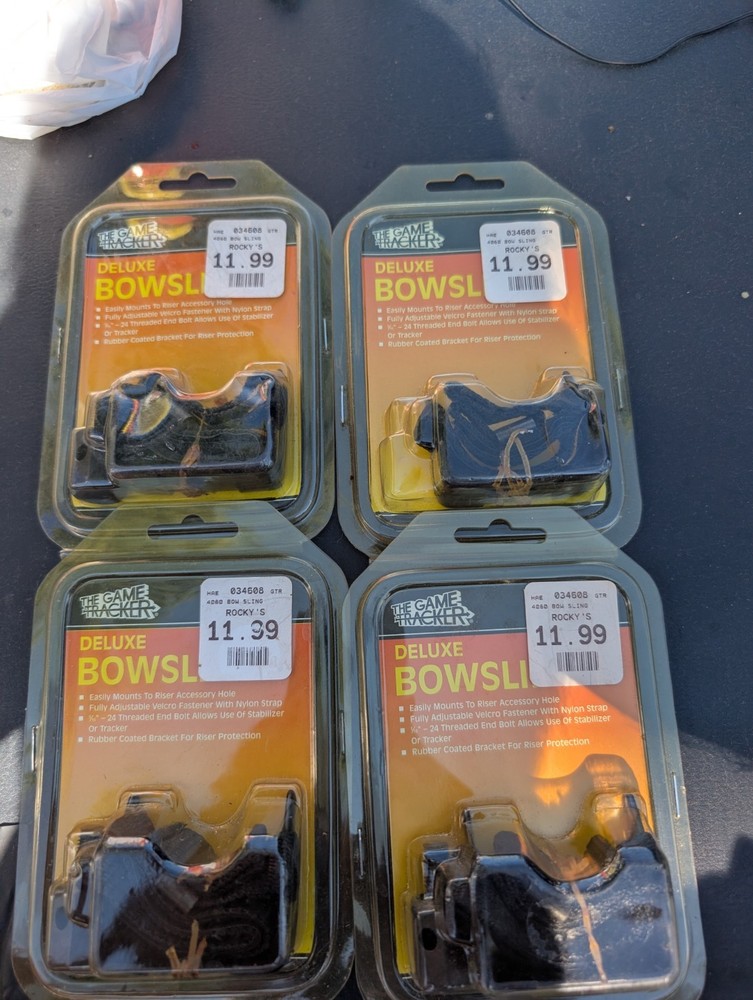 Vintage THE GAME TRACKER 4060 Deluxe Bowsling For Models 0510, 3022, 6510