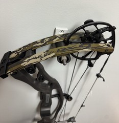 Hoyt Carbon RX 9 RH 50-60# Black/Bottomlands 25-30″ Draw