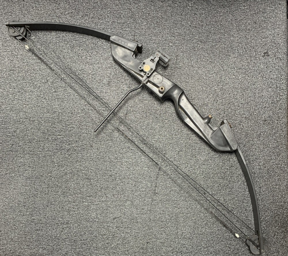 Cobra Right-Handed Shooters Outdoor Sporting Hunting Compound Bow