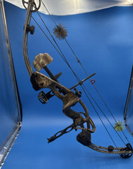 Hoyt XT2000 Compound Bow Brown/Black Camo, XT2000 MPN, Model for Men