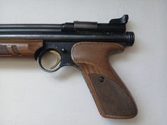 VINTAGE CROSMAN 1377 AMERICAN CLASSIC .177 CAL MULTI-PUMP PNEUMATIC AIR PISTOL