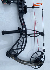 BlackOut Distinct 325 fps ~ DHC XR Cam System ~ Compound Bow #3316282
