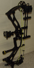 Hoyt Carbon RX-9 Bow Package- RedWrx RX9 -65 to 75 lb- Black – LEFT Handed