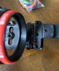 B3 Exact Hunter 4-Pin Archery Sight right handed