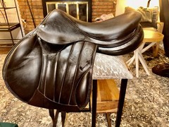Bockelo PRO A10 Jumping/Close Contact Saddle, 18 in, Brown, Knee Blocks