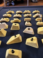So Ill Climbing Holds Assorted Yellow Fungus, Smooth, Wrecktangles Lot Of 24