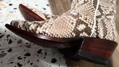 Women’s Authentic Full Python Cowboy Boots Cutter Toe Size 8