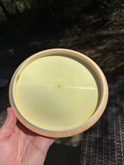 Discraft Paul McBeth 5x World Champion ESP Buzzz, Yellow, orange halo