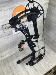 Used Mathews Lift X 29.5 Right Hand Black riser/Bottomlands limbs Bow 30/70 Pack