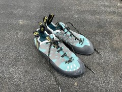 La Sportiva Tarantulace Womens US Size 6.5+ Blue/Gray Rock Climbing Shoes