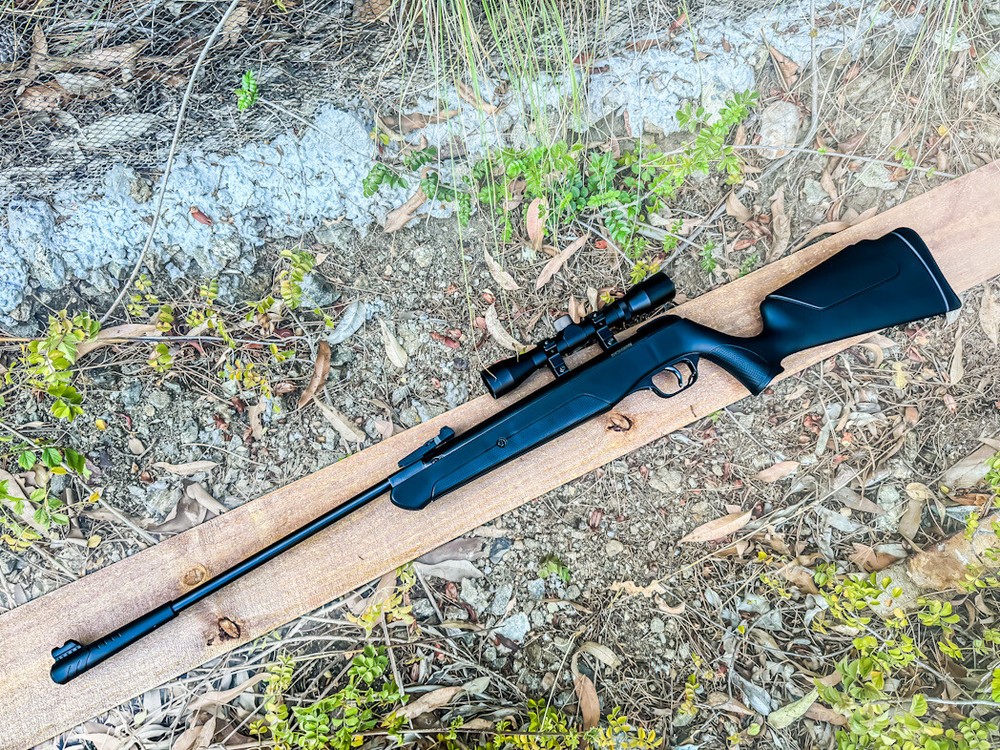 Air Rifle 4.5 / 5.5mm Caliber Hunting Pellet Gun .177 / .22 Safety 500/600 FPS
