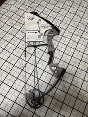 Fin Finder F 31 Bowfishing Bow Right Handed