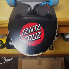 Santa Cruz Skateboard «Screaming Hand»