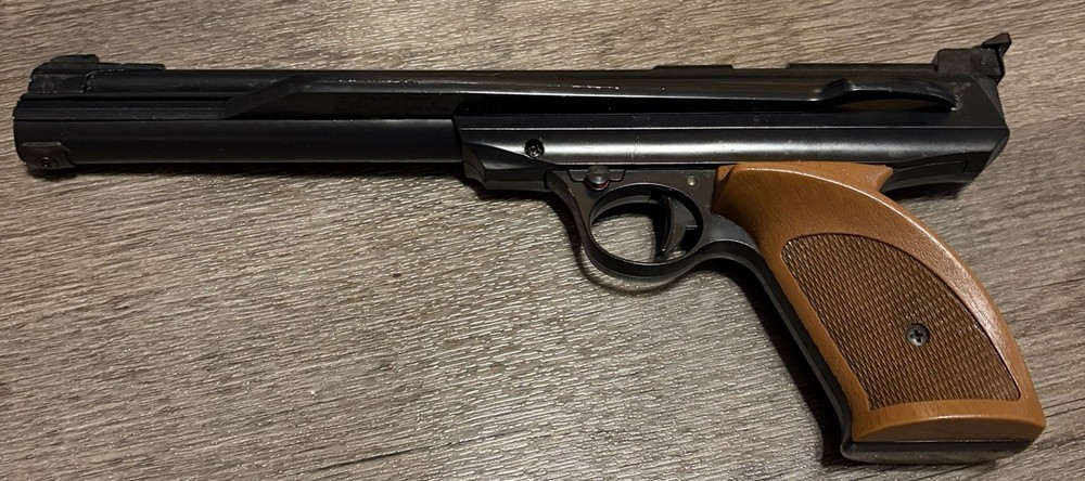 Daisy Powerline 717 Pellet Pistol In Great Working Condition