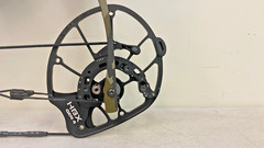 Hoyt REDWRX Carbon RX-9 RH 27.25-28″ 65lbs. Mossy Oak Bottomland Compound Bow