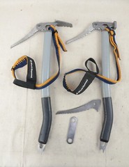 Black Diamond Shrike Ice Climbing Tools Axes 50cm – w/ Leashes – Vintage 1990’s