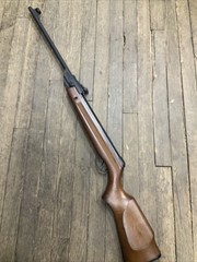 Daisy rare Model 1170 break barrel rifle .177 calibre. Made in Spain. With Box