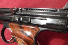 Very Nice Crosman First Variant Model 600 .22 Caliber Air Pistol Works Great!