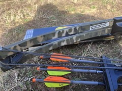 Barnett Quad 400 Camo Crossbow Scope Quiver Bolts Cocking Device Broadheads Wax