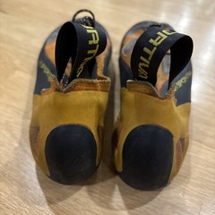 La Sportiva Mens Size 41 (US 8.5) Lace Up Rock Climbing Shoes Womens 9.5