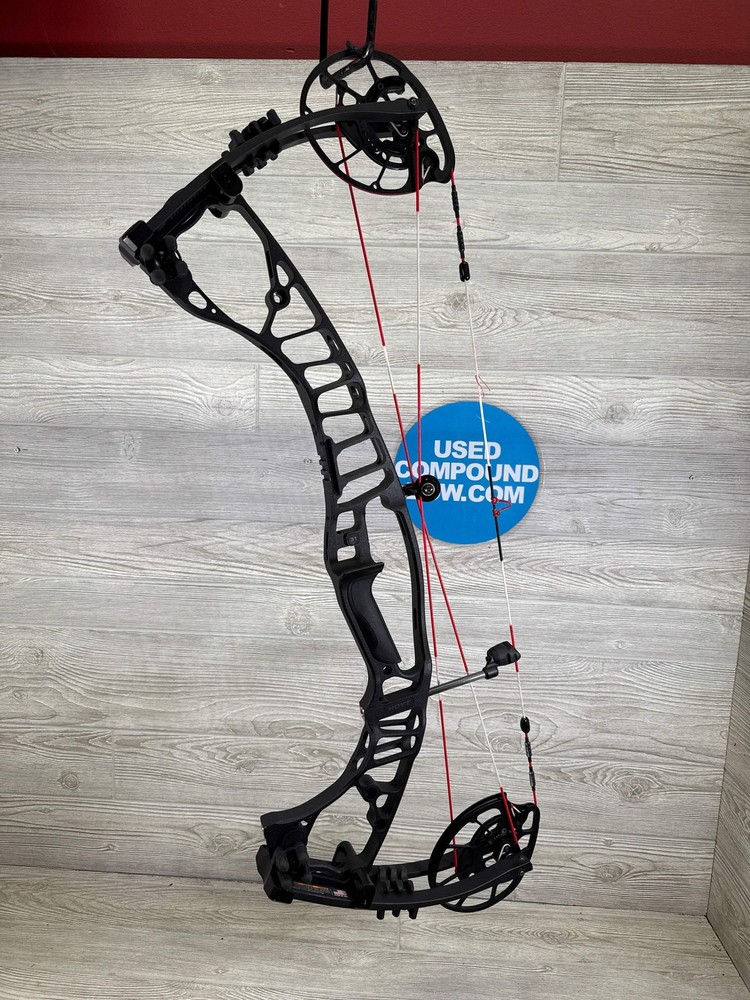 Hoyt VTM 31 Right Hand Black 60-70lbs 28″