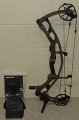 2025 Hoyt Carbon RX9 Bow -70 lb Limbs- WIlderness Finish – RX-9 – Right Hand