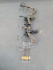 Martin Alien compound bow cbe sight tactic mount trophy ridge holder 6 arrows
