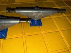 NOS Vintage Tracker Skateboard Trucks 1989-91 Ago Street Track Light Baseplate